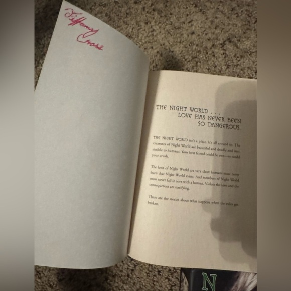 Night World Series by LJ Smith Paperback Volumes 1-3 - Picture 3 of 12